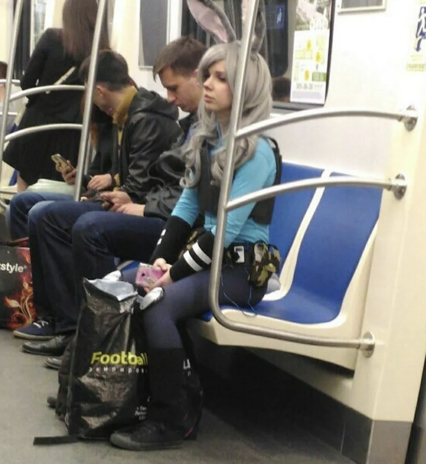 22 Crazy Things People Saw On the Subway